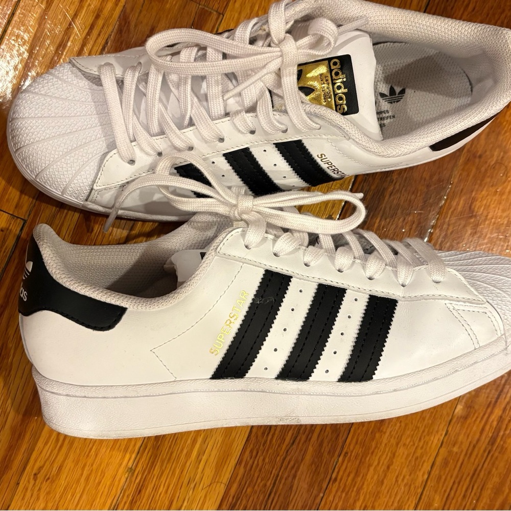 Adidas Superstar White with Black Stripes - Picture 3 of 5